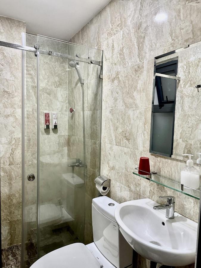 The Jade Hotel Near Tan Son Nhat Airport Ho Chi Minh-Byen Eksteriør billede